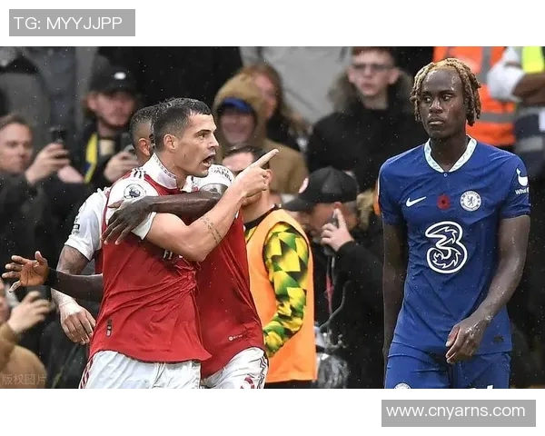 曼加拉与瓦拉内的对决谁能在赛场上胜出引发热议