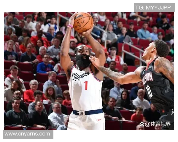 火箭队与快船队激战在即谁能在这场对决中笑到最后